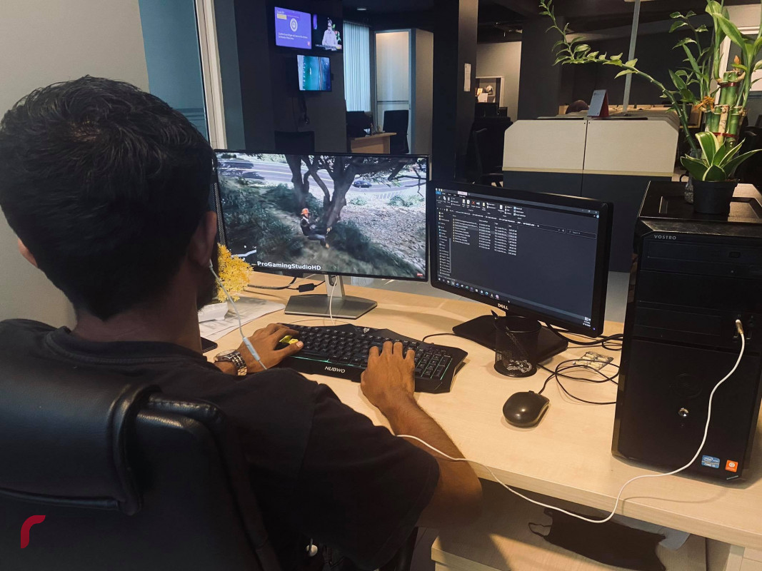 ދަރިން ޝިކާރަ ކުރުމަށް އިންޓަނެޓްގެ ދުނިޔޭގައި ބަޔަކު ފާރަލާ، ރައްކާތެރިކަމުގެ ފިޔަވަޅު ވަރުގަދަ ކުރަން ޖެހޭ: ޚުތުބާ