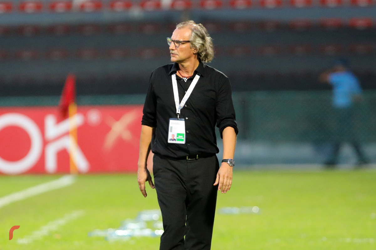 ވޯލްޑްކަޕް ކޮލިފައިން ދިވެހިރާއްޖެ އާއި ފިލިޕީންސް ބައްދަލުކުރި މެޗުގެ ތެރެއިން -- ފޮޓޯ: ރާއްޖެ.އެމްވީ