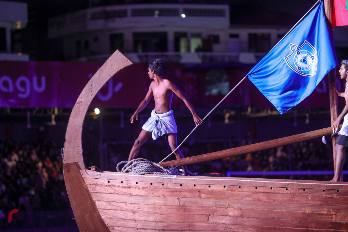 26 ޖުލައި 2019 --މިނިވަން ދުވަހުގެ ރަސްމީ ޕެރޭޑުގެ ހަރަކާތްތައް، ގަލޮޅު ދަނޑުގައި ބޭއްވި ޕެރޭޑް ޝަރަފްވެރި ކޮށްދެއްވީ ރައީސުލް ޖުމްހޫރިއްޔާ އިބްރާހިމް މުހައްމަދު ސޯލިހް-- ފޮޓޯ: ޝުއައިބް މުހައްމަދު