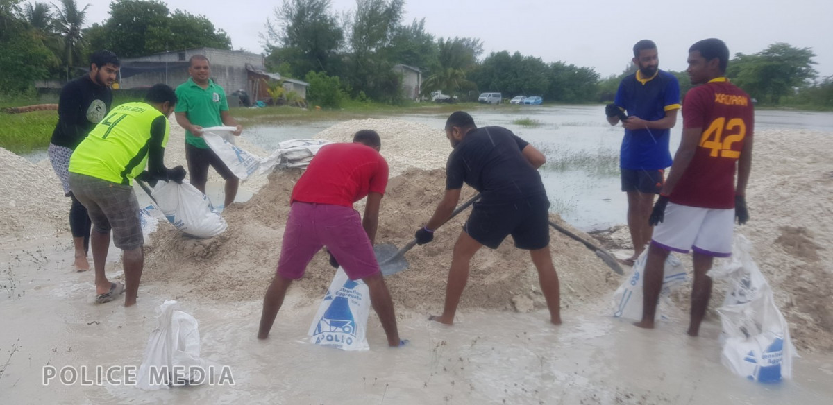 އައްޑޫސިޓީއަށް ކުރި ވިއްސާރައިގައި އެ ސިޓީގެ އެކި ހިސާބުތަކުގައި ފެންބޮޑުވުމާއި ގުޅިގެން ފުލުހުންނާއި އެމްއެންޑީއެފުން ހަރަކާތްތެރިވަނީ