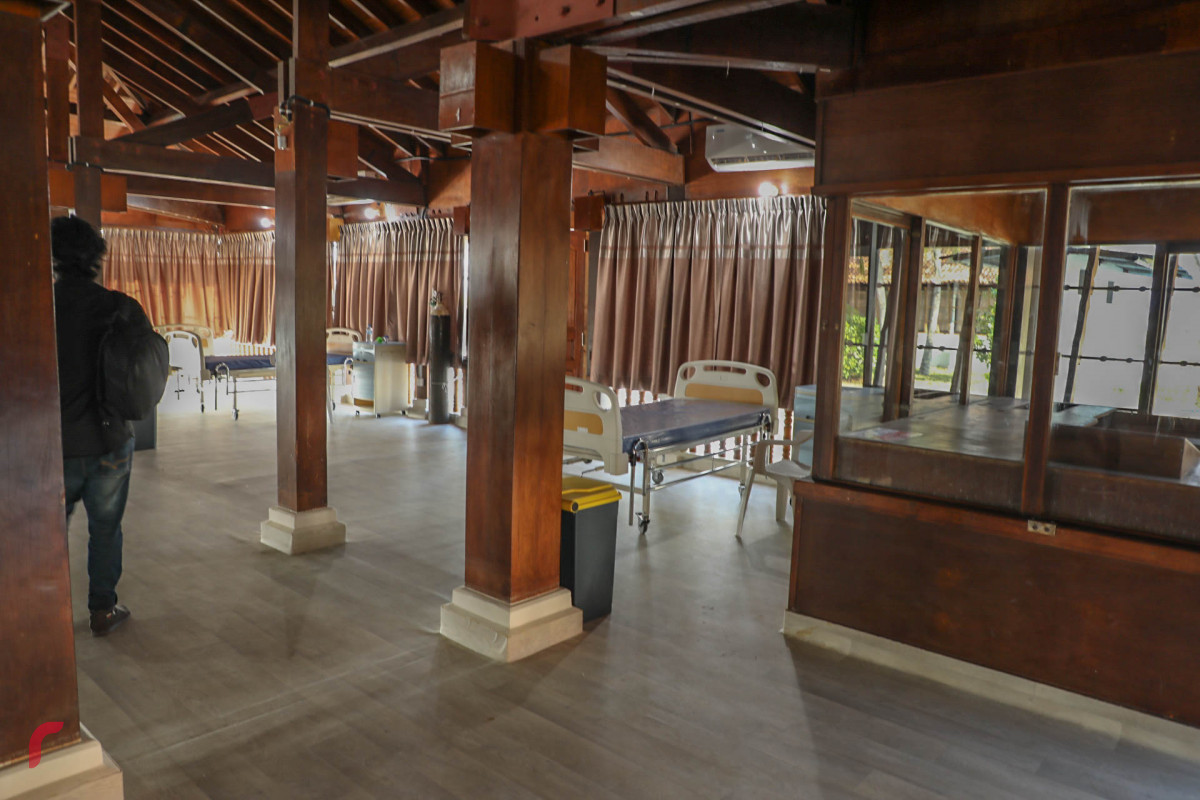 ފުރަތަމަ އައިސޮލޭޝަން ފެސިލެޓީ "ފަރުކޮޅުފުށި މީޑިޔާތަކައް ދައްކާލުން --- ފޮޓޯ: ޔޫސުފް ސޮފްވާން