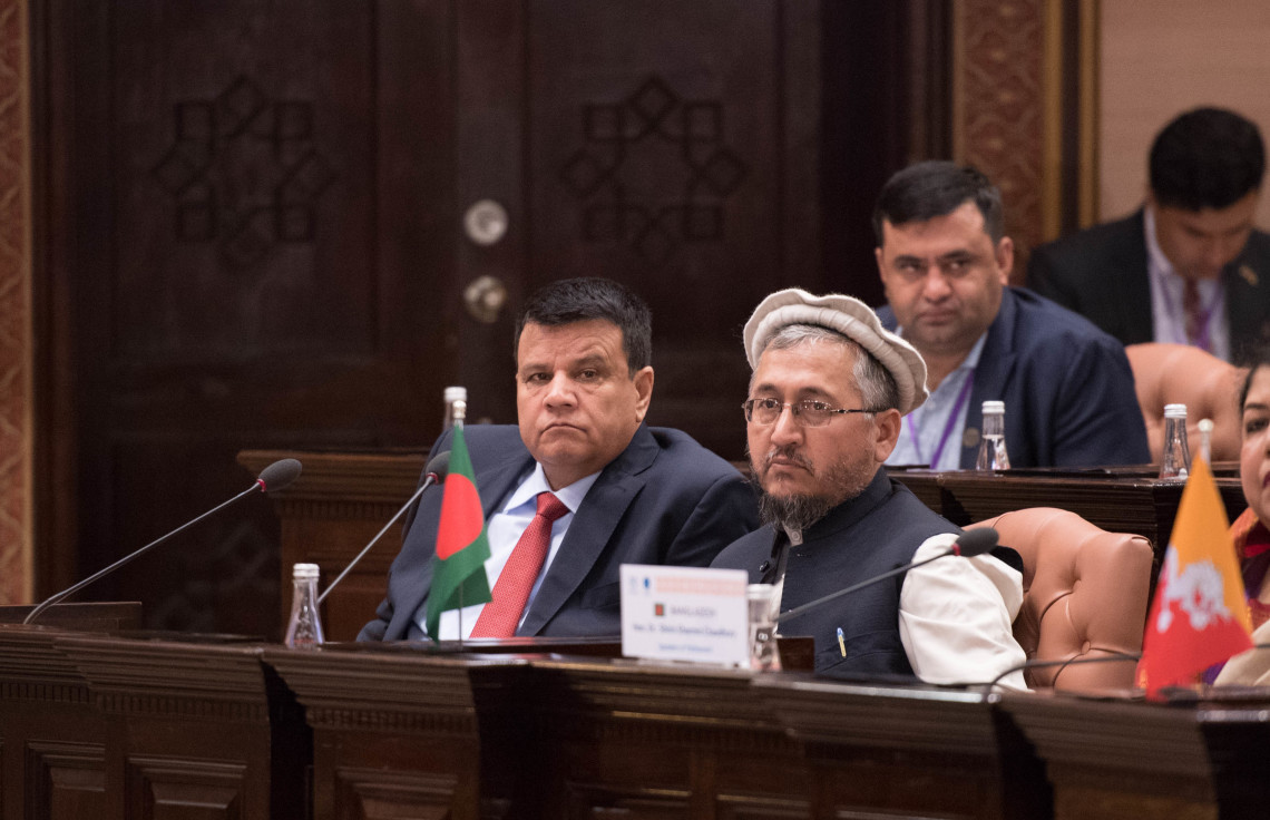 01 ސެޕްޓެމްބަރ 2019 | ހަތަރު ވަނަ ސައުތު އޭޝިޔަން ސްޕީކާރސް ސަމިޓްގެ ތެރެއިން | ބަންގްލަދޭޝްއިން ސަމިޓްގައި ބައިވެރިވެވަޑައިގަންނަވާ ވަފުދުގެ ބޭފުޅުން -- ފޮޓޯ: ރައްޔިތުންގެ މަޖިލިސް