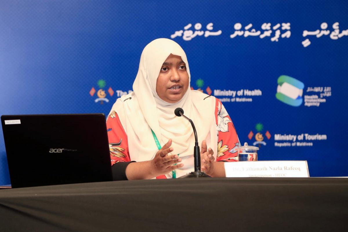 އެޗްއީއޯސީގެ ނޫސްވެރިންގެ ބައްދަލުވުމުގައި އެސެންޓަރުގެ ތަރުޖަމާނު ޑރ. ނަޒްލާ ރަފީގު ވާހަކަދައްކަވަނީ