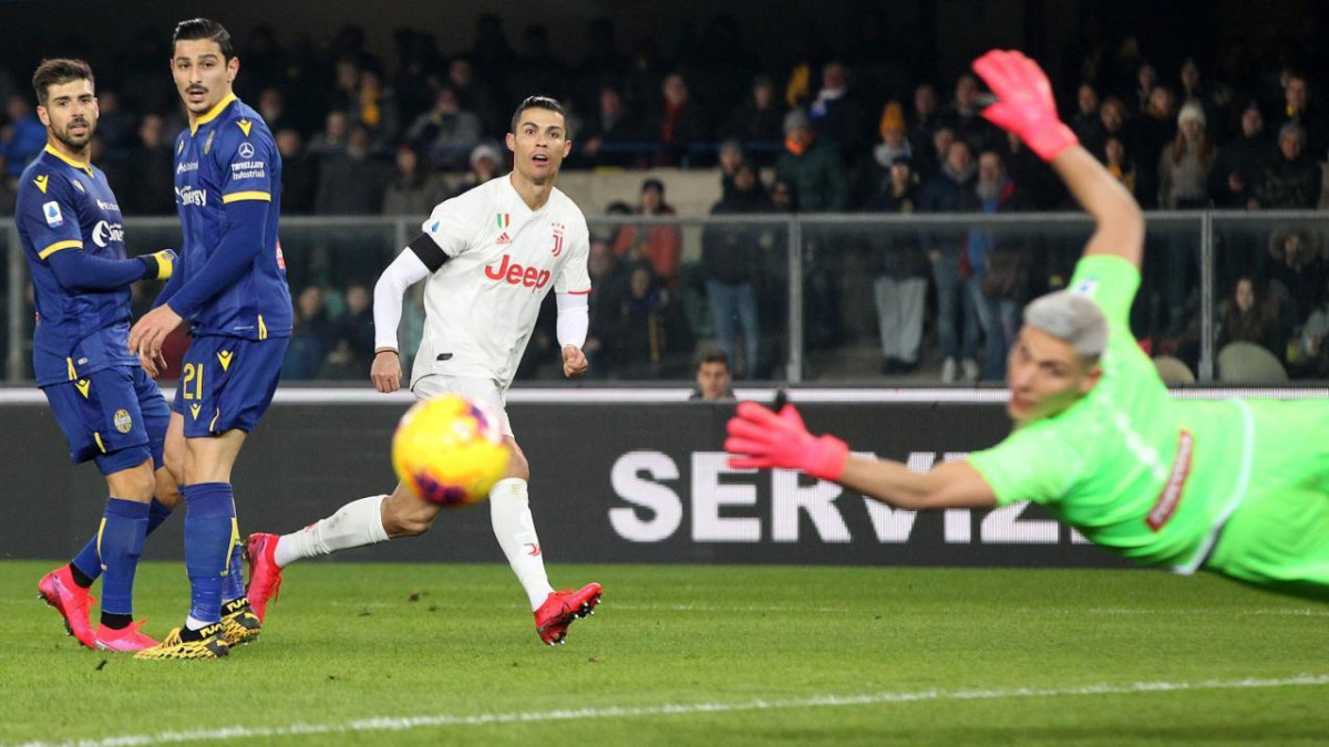 ހެލަސް ވެރޯނާ އާއި ޔުވެންޓަސް ބައްދަލުކުރި މެޗުގެ ތެރެއިން