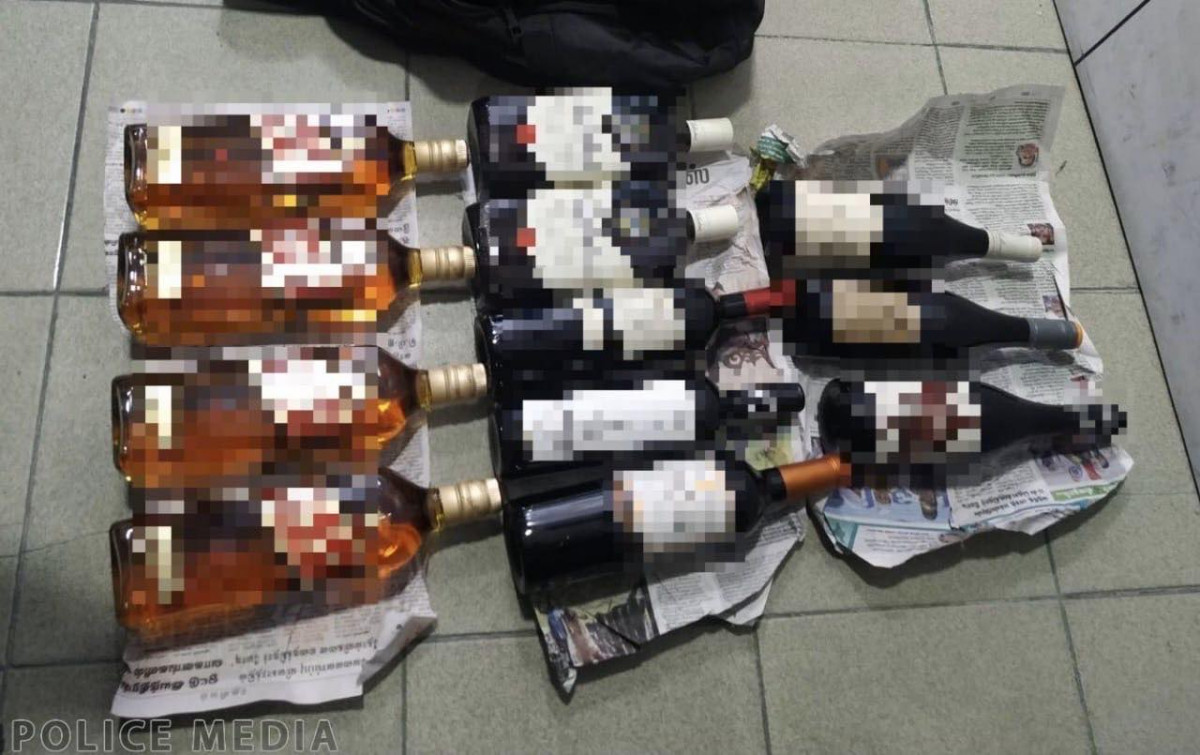 ފުލުހުން އަތުލި ބަނގުރާފުޅިތައް