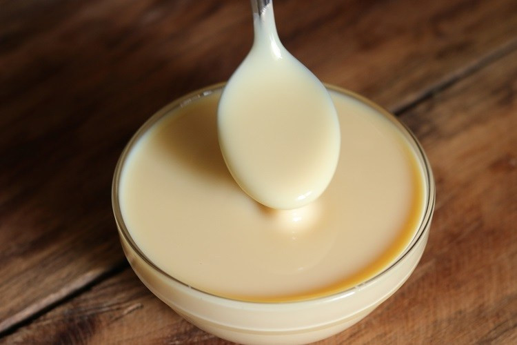 ގެރިކުރު ނުވަތަ ކޮންޑެންސްޑް މިލްކް