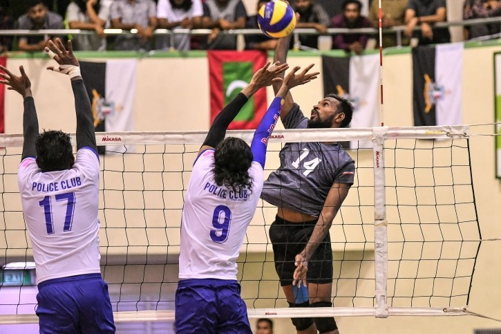 ޒުވާނުންގެ މަރުކަޒުގެ އެތެރޭ ކޯޓުގައި މި އަހަރުގެ ޖެނުއަރީ މަހު ބޭއްވި ގައުމީ ވޮލީބޯޅަ މުބާރާތުގެ ތެރެއިން