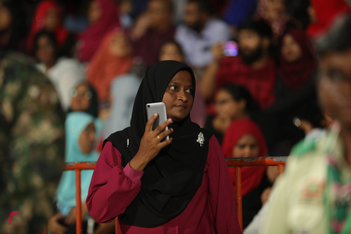 26 ޖުލައި 2019 --މިނިވަން ދުވަހުގެ ރަސްމީ ޕެރޭޑުގެ ހަރަކާތްތައް، ގަލޮޅު ދަނޑުގައި ބޭއްވި ޕެރޭޑް ޝަރަފްވެރި ކޮށްދެއްވީ ރައީސުލް ޖުމްހޫރިއްޔާ އިބްރާހިމް މުހައްމަދު ސޯލިހް-- ފޮޓޯ: ޝުއައިބް މުހައްމަދު