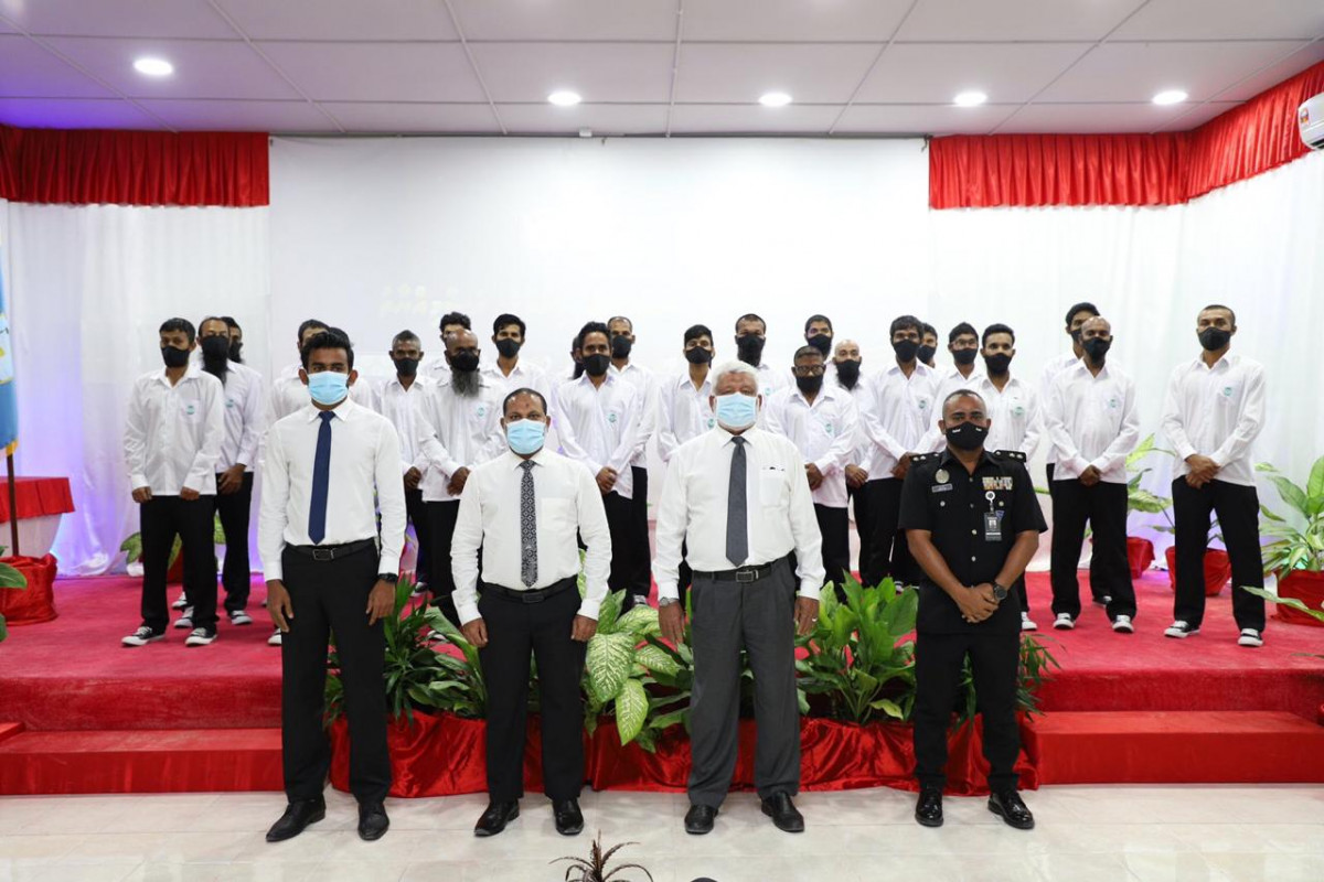 ރިހެބިލިޓޭޝަން ފްރޭމްވަރކްގެ ގައިދީންނަށް ސެޓްފިކެޓް ހަވާލުކުރުމުގެ ތެރެއިން