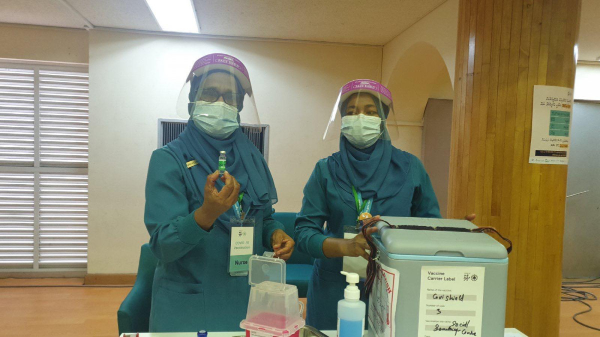 ވެކްސިން ދިނުމުގެ ޕްރޮގްރާމްގެ ތެރެއިން- ރާއްޖޭގެ އާބާދީގެ 46 އިންސައްތައަށްވުރެ ގިނަ މީހުންނަށް ވެކްސިން ދީފައިވޭ