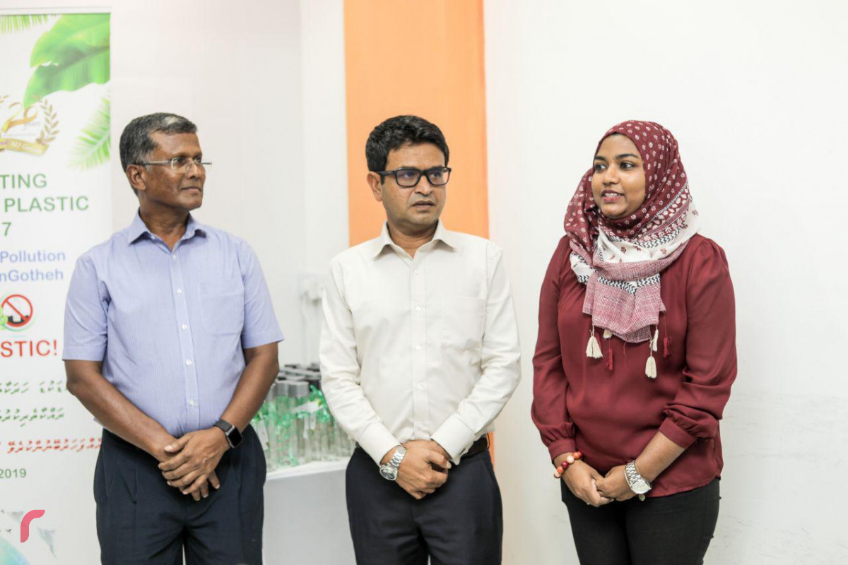 30 ޖޫން 2019 -- އެއްފަހަރު ބޭނުން ކޮށްފައި އެއްލައިލާ ޕްލާސްޓިކް ބޭނުން ކުރުން ހުއްޓާލުމަށް ނިންމައި، އެކަން ފާހަގަކުރުމަށް އެމް 7 އިން ބޭއްވި ރަސްމިއްޔާތުގެ ތެރެއިން  -- ފޮޓޯ: ޝުއައިބް މުހައްމަދު