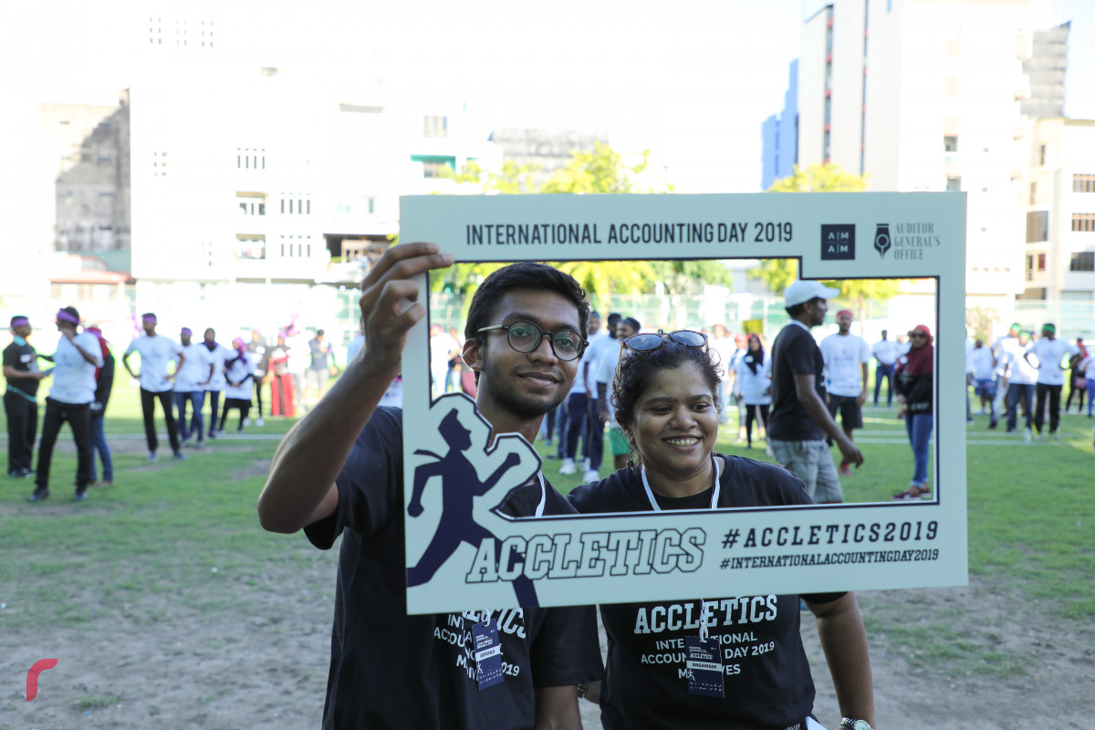 12 ނޮވެންބަރު 2019 އިޓަނޭޝަނަލް އެކައުންޓިންގް ޑޭ ފާހަގަ ކުރުން -- ޕޮޓޯ : ޔޫސުފް ސޮފްވާން