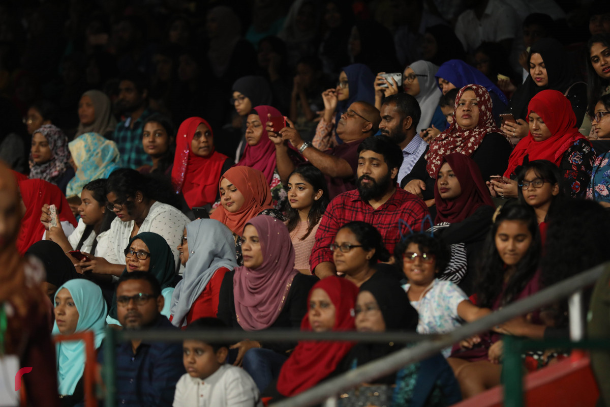 26 ޖުލައި 2019 --މިނިވަން ދުވަހުގެ ރަސްމީ ޕެރޭޑުގެ ހަރަކާތްތައް، ގަލޮޅު ދަނޑުގައި ބޭއްވި ޕެރޭޑް ޝަރަފްވެރި ކޮށްދެއްވީ ރައީސުލް ޖުމްހޫރިއްޔާ އިބްރާހިމް މުހައްމަދު ސޯލިހް-- ފޮޓޯ: ޝުއައިބް މުހައްމަދު