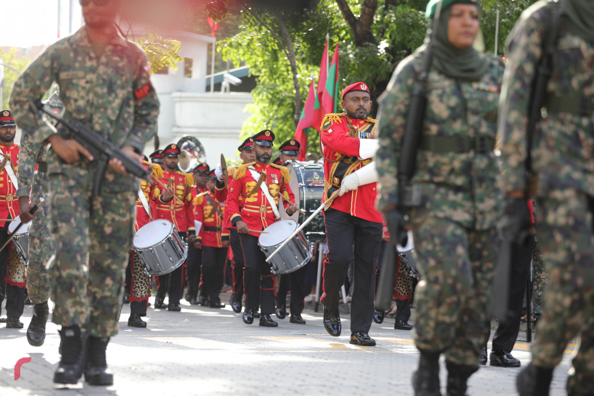 27 ޖުލައި 2019 --މިނިވަން ދުވަހުގެ ރަސްމީ ހިނގާލުމުގެ ތެރެއިން، ސިފައިންގެ ޕެރޭޑް-- ފޮޓޯ: ޝުއައިބް މުހައްމަދު