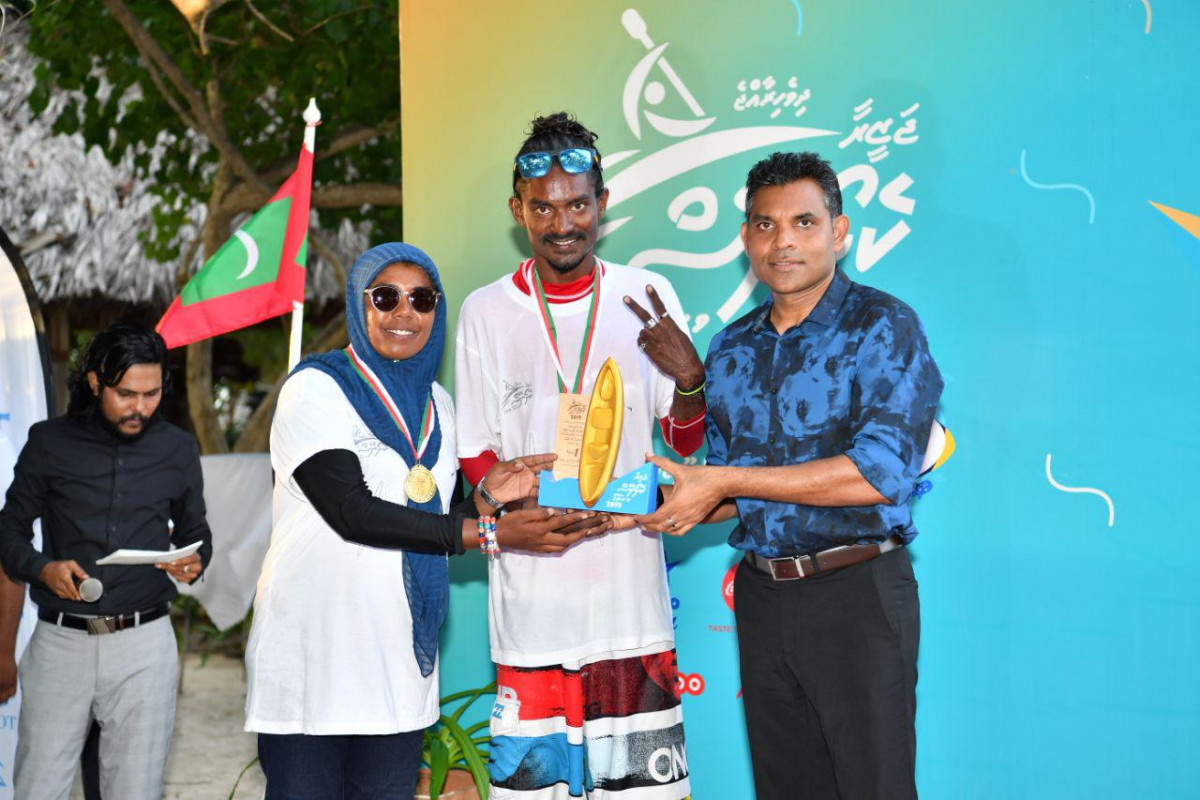 \"Jazeera Canoe Race\" was held in Vaavu atoll