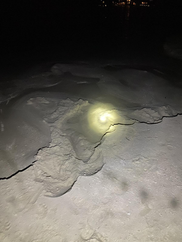 ކ ހިންމަފުށި ކައިރީގައި އޮންނަ ފިނޮޅު