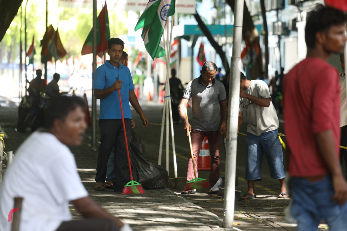 08 ޖޫން 2019 -- އިންޑިޔާގެ ބޮޑުވަޒީރު ނަރެންދުރާ މޯދީއަށް މަރުހަބާ ދެންނެވުމުގެ ގޮތުން މާލޭގެ މަގުތައް ޒީނަތްތެރި ކޮށްފައި-- ފޮޓޯ: ޝުއައިބް މުހައްމަދު