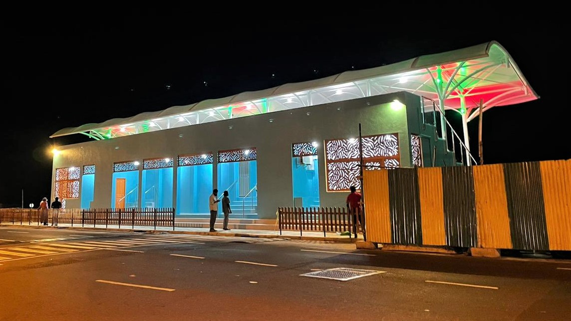 ސްވިމިންގ ޓްރެކް ސަރަހައްދުގައި ތަރައްގީކުރި ސިޑިބަރި