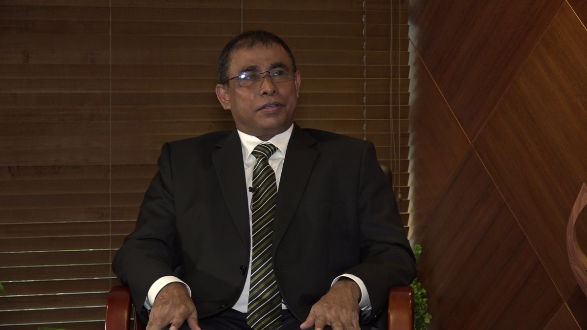 ޓޫރިޒަމް މިނިސްޓަރ ޑރ. އަބްދުﷲ މައުސޫމް