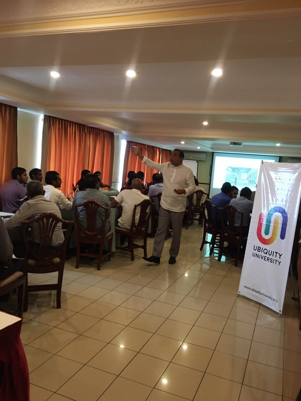 އެޗްއާރް ކުންފުންޏަކީ ލަންކާގެ ބޮޑެތި ކުންފުނިތަކައް މެއިންޓެނެސް މެނޭޖްކުރާނެ ގޮތް ދަސްކޮށްދެމުން އަންނަ ކުންފުންޏެއް