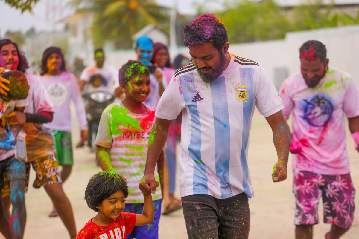 13 އޮގަސްޓް 2019 | ހއ. ހޯރަފުށި -- ޢީދު ފާހަގަކުރުމުގެ ގޮތުން "ހާއުފާ ކަލާރ ރަން" ގެ ނަމުގައި ހޯރަފުށީގައި ކުރިޔަށް ގެންދެވުން ދުވުމުގެ ތެރެއިން -- ފޮޓޯ: ޝުއައިބް މުހައްމަދު