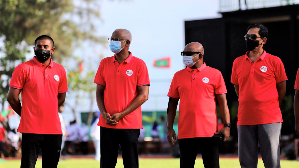 އެކުވެނި ސިންތެޓިކް ޓްރެކް ހުޅުވުމަށް ބޭއްވި ރަސްމިއްޔާތުގެ ތެރެއިން