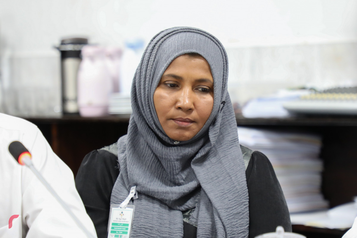 ސިޓީ ކައުންސިލްގެ މެމްބަރުން ހާޒިރުކޮށް، ބޭއްވި ލާމަރުކަޒީ ކޮމެޓީގެ ބައްދަލުވުން -- ފޮޓޯ: ޔޫސުފް ސޮފްވާން