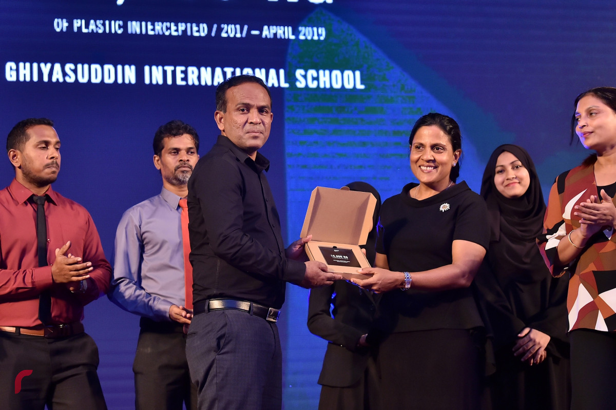 16 ޖޫން 2019 --ދުނިޔޭގެ ކަނޑުތަކުގެ ދުވަސް ފާހަގަ ކުރުމަށް ބޭއްވި ރަސްމިއްޔާތުގެ ތެރެއިން-- ފޮޓޯ: ރައީސް އޮފީސް