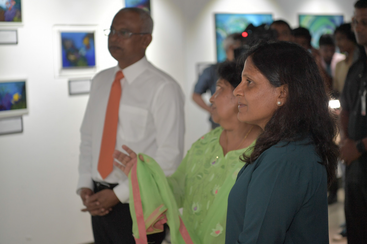 21 އޯގަސްޓް 2019 -- 'ދަ އަންޑަރ ވޯޓަރ ވޯލްޑް އޮފް މޯލްޑިވްސް' މައުރަޒު ހުޅުވުން، މި މައުރަޒު ހުޅުވައިދެއްވީ ރައީސުލްޖުމްހޫރިއްޔާގެ ދެކަނބަލުން -- ފޮޓޯ: ރައީސް އޮފީސް