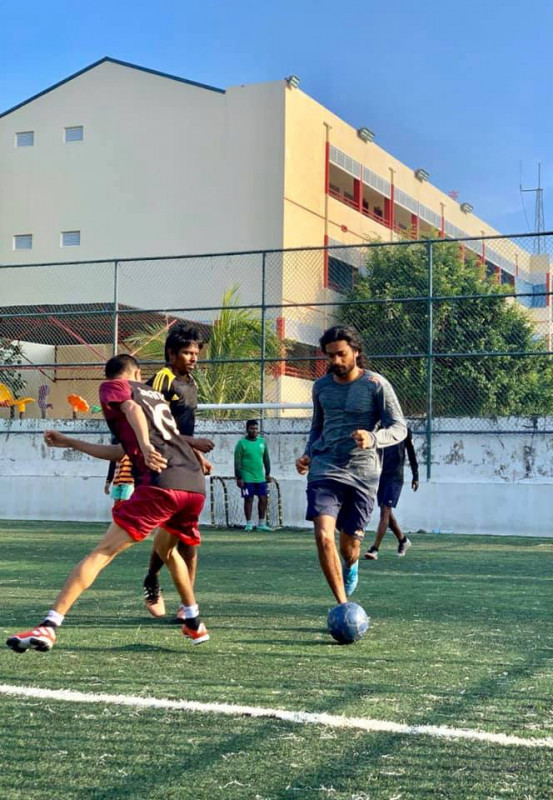 އަނިޔާއިން ސަލާމަތްވެ ޝާކާގެ ފޭސްބުކް ޕޭޖްއަށް ލީ ފުޓޯ