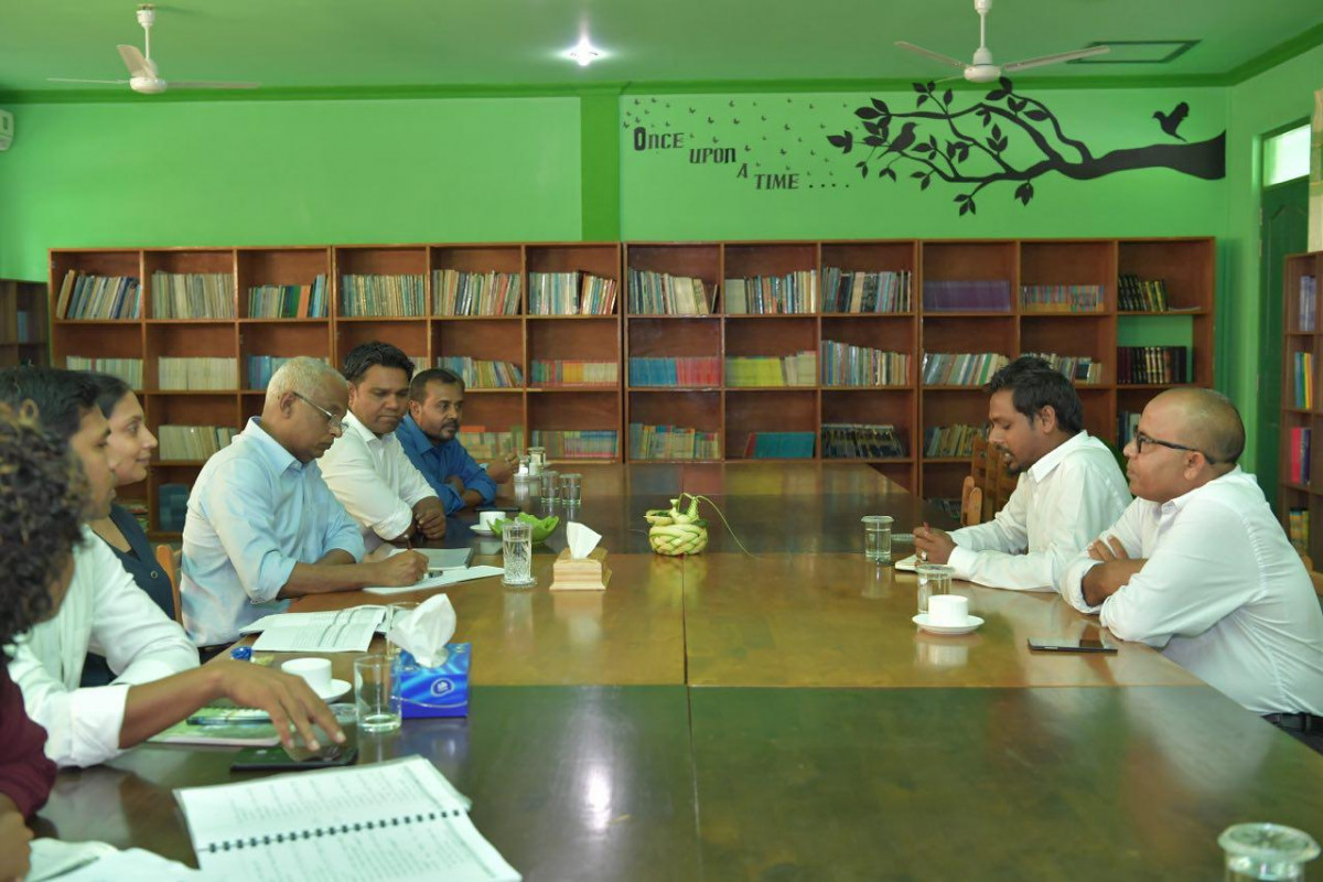 ރައީސް ސޯލިހު ނ. އަތޮޅު ކައުންސިލްގެ ބޭފުޅުންނާއި އެކު ބޭއްވި ބައްދަލުކުރެއްވުމުގެ ތެރެއިން