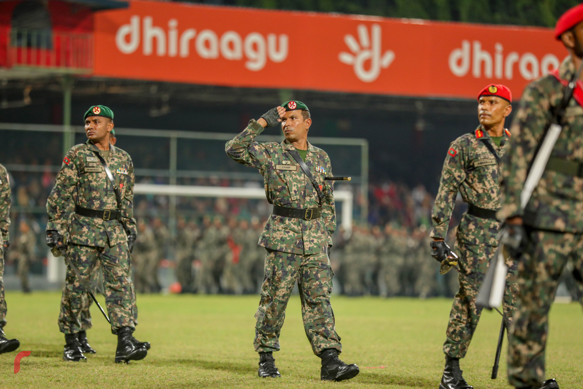 26 ޖުލައި 2019 --މިނިވަން ދުވަހުގެ ރަސްމީ ޕެރޭޑުގެ ހަރަކާތްތައް، ގަލޮޅު ދަނޑުގައި ބޭއްވި ޕެރޭޑް ޝަރަފްވެރި ކޮށްދެއްވީ ރައީސުލް ޖުމްހޫރިއްޔާ އިބްރާހިމް މުހައްމަދު ސޯލިހް-- ފޮޓޯ: ޝުއައިބް މުހައްމަދު