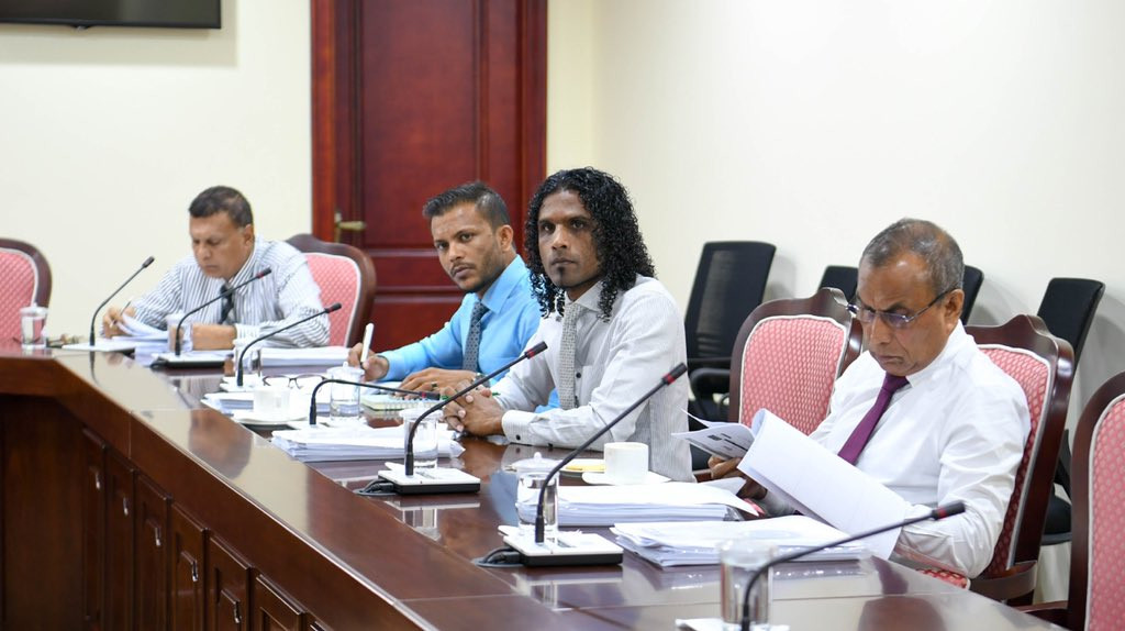 މާލިއްޔަތު ކޮމެޓީގެ ބައްދަލުވުމެއްގެ ތެރެއިން