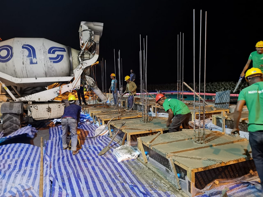 ސްވިމިން ޓްރެކު ސަރައްހަދު