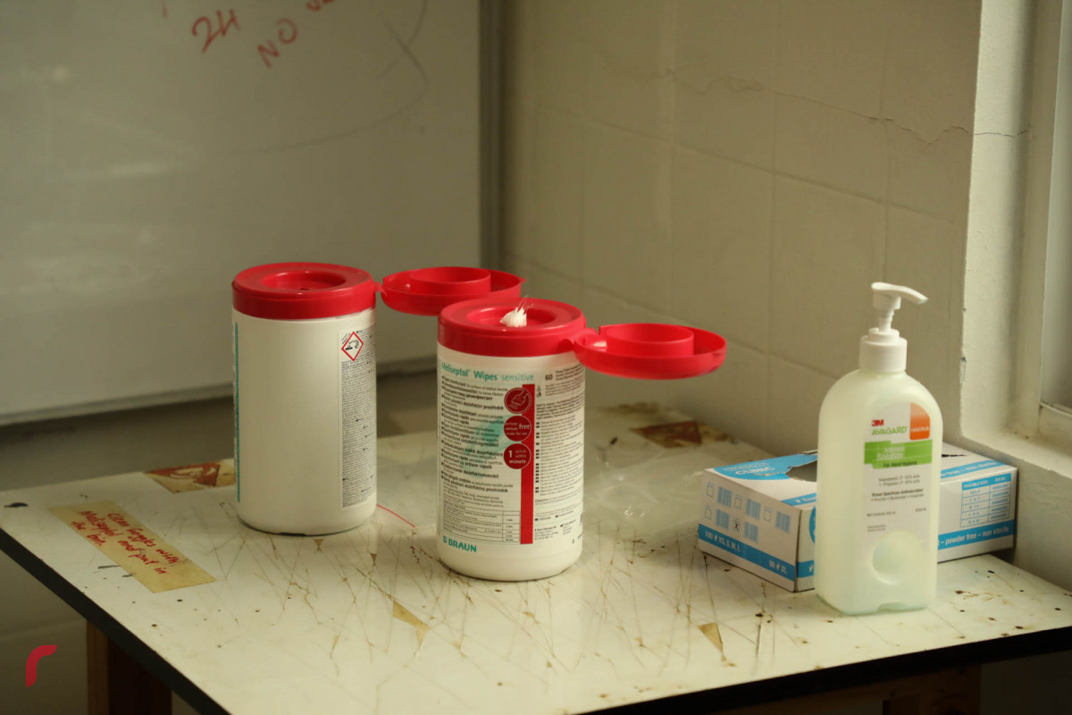 ފުރަތަމަ އައިސޮލޭޝަން ފެސިލެޓީ "ފަރުކޮޅުފުށި މީޑިޔާތަކައް ދައްކާލުން --- ފޮޓޯ: ޔޫސުފް ސޮފްވާން