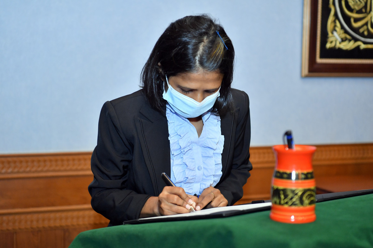 ޖޭއެސްސީގެ މެމްބަރުކަމަށް އާމިނަތު އުއްމުކުލްޘޫމް އައްޔަންކުރެއްވުން -- ފޮޓޯ: ރައީސް އޮފީސް