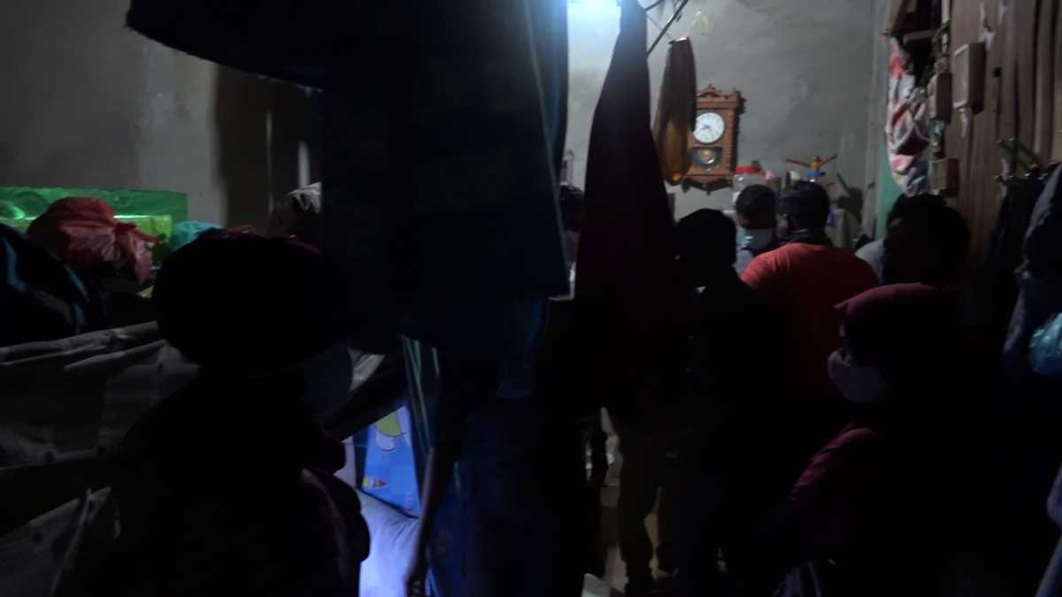 މަސްތުވާތަކެތި ބޭނުންކުރާ ގެއެއްގެތެރެ