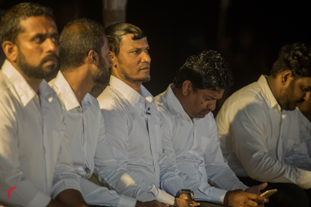 10 އޯގަސްްޓް 2019/ ހއ.ހޯރަފުށި --އީދު ވެދުމާއި ދިނުމަށް ރަށުގެ ކައުންސިލުންނާއި އިސް ވެރިން-- ފޮޓޯ: ޝުއައިބް މުހައްމަދު