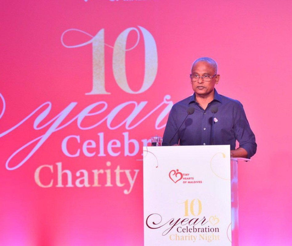 ރައީސް އިބްރާހިމް މުހައްމަދު ސޯލިހު ޓައިނީ ހާޓްސް އޮފް މޯލްޑިވްސްގެ 10 ވަނަ އަހަރީ ދުވަހުގެ ޚާއްޞަ ޙަފުލާގައި ވާހަކަ ދައްކަވަނީ