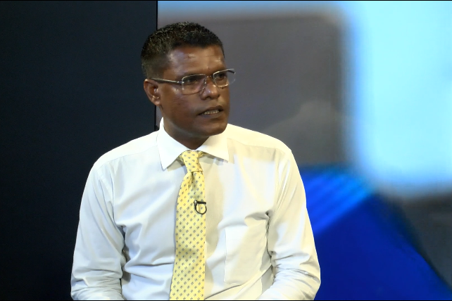 އިނގުރައިދޫ ދާއިރާގެ މެންބަރު ހަސަން އަހުމަދު، ރާއްޖެޓީވީގެ ސިޔާސީ ދުނިޔެ ޕްރޮގްރާމުގައި ވާހަކަދައްކަވަނީ