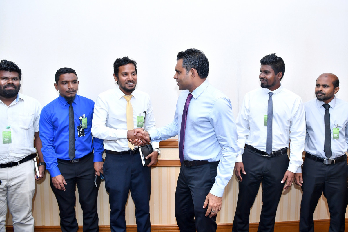 ނައިބް ރައީސް ފައިސަލް ނަސީމް ރިނބިދޫ ކައުންސިލާއި ބައްދަލު ކުރެއްވުން