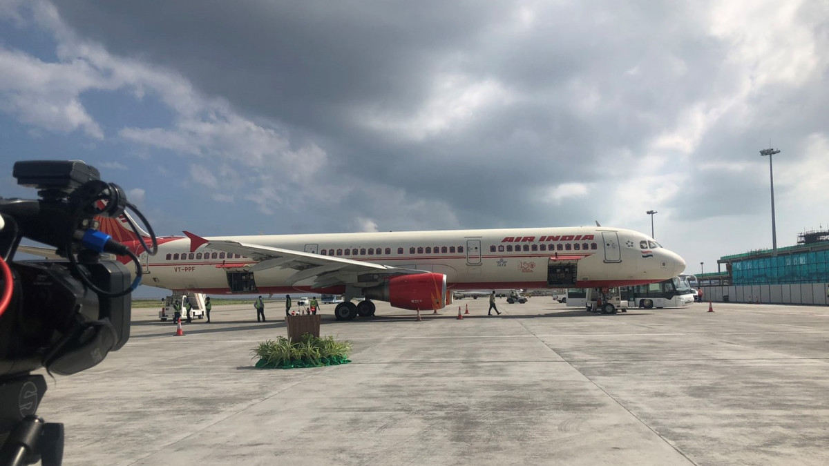 އެއަރ އިންޑިއާގެ ފްލައިޓެއް ވެލާނާ އިންޓަރނޭޝަނަލް އެއަރޕޯޓްގައި