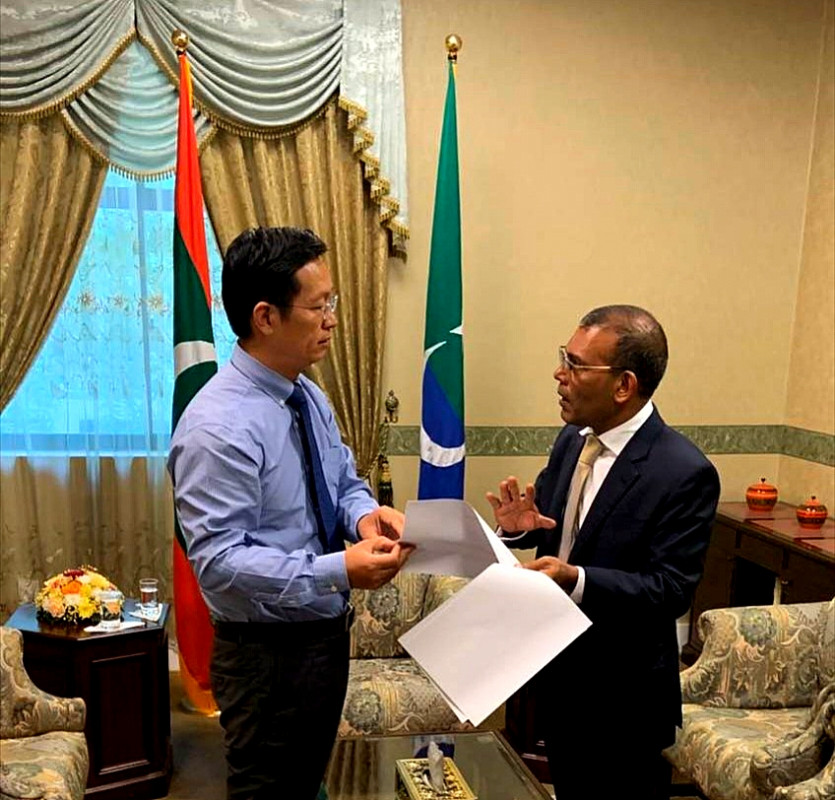 Speaker and former President, Mohamed Nasheed with China\'s Ambassador to Maldives, Zhang Lizhong