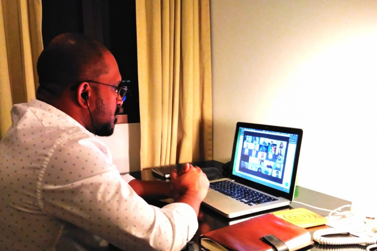 ފޮރިން މިނިސްޓްރީގެ ހުރިހާ މުވައްޒަފުންނާ ވަޒީރު ޢަބްދުﷲ ޝާހިދު ބައްދަލުކުރެއްވުން -- ފޮޓޯ: ފޮރިން މިނިސްޓްރީ