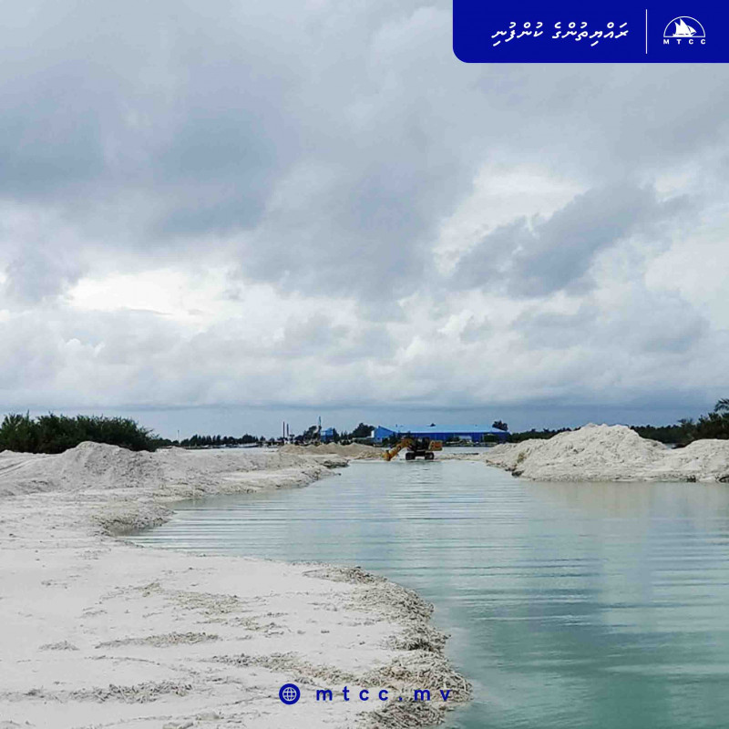 ހުޅުދޫ ބަނދަރު ފުން ކުރުމުގެ މަސައްކަތުގެ ތެރެއިން