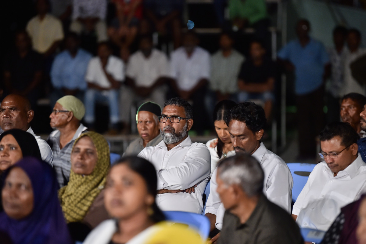 13 ޖުލައި 2019 --ތިނަދޫގައި ކުރިޔަށްދިޔަ ޖަޒީރާ ހޮޅުވަށި ޖަލްސާ. މި ޖަލްސާގައި ގިނަ އަދަދެއްގެ ބަޔަކު ވަނީ ބައިވެރިވެފައި-- ފޮޓޯ: ރައީސް އޮފީސް