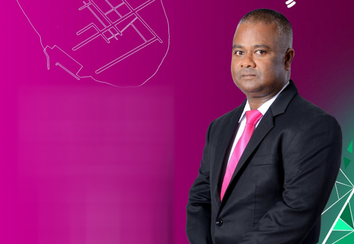 ހއ. އުތީމު ކައުންސިލްގެ ރައީސް އަބްދުﷲ ރަޝީދު، ގިނަ ތުހުމަތުތަކެއް އޭނާގެ މައްޗަށް ކުރެވިފައިވޭ