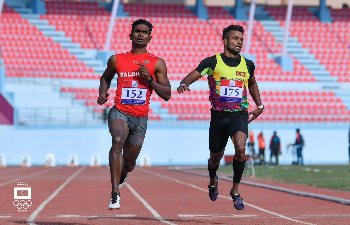 ސައުތު އޭޝިއަން ގޭމްސްގެ 100 މީޓަރު ދުވުމުން ރާއްޖޭގެ ހަސަން ސާއިދު ރަން މެޑަލް ހޯދުން -- ފޮޓޯ: މޯލްޑިވްސް އޮލިމްޕިކް ކޮމިޓީ