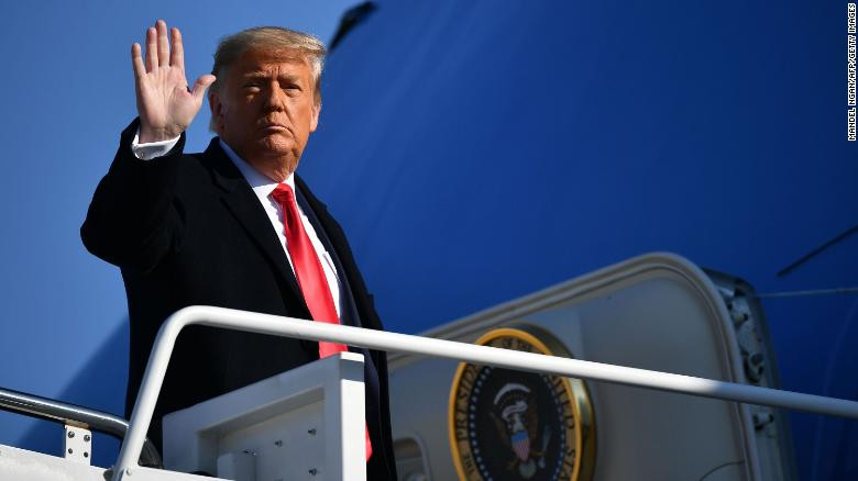 އެމެރިކާގެ ކުރީގެ ރައީސް ޑޮނަލްޑް ޓްރަމްޕް- ޓްރަމްޕް ހަމަނުޖެހުމަށް ހިތްވަރު ދެއްވިކަމަށް އާރޓިކަލްގައި ބަޔާން ކޮށްފައިވޭ