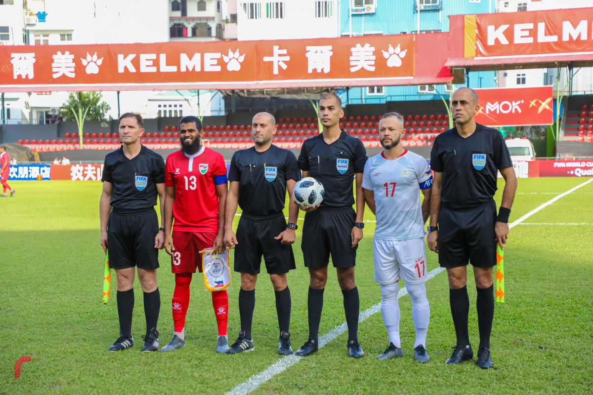 ވޯލްޑްކަޕް ކޮލިފައިން ދިވެހިރާއްޖެ އާއި ފިލިޕީންސް ބައްދަލުކުރި މެޗުގެ ތެރެއިން -- ފޮޓޯ: ރާއްޖެ.އެމްވީ